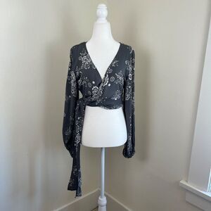 Steele Australia Floral Wrap Tie Sweater Cropped Top XS Gray Rayon Boho Y2K